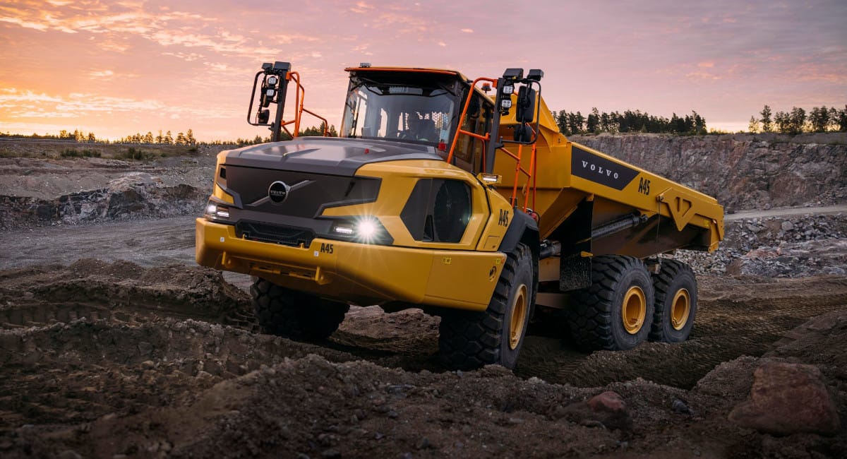 New Generation Articulated Hauler